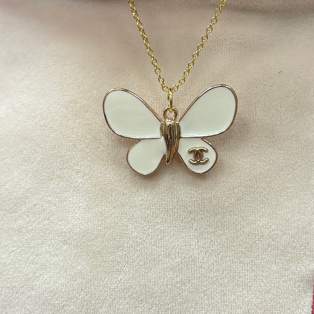 Chanel Gold Butterfly Zipper Pull